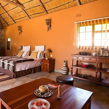 A New Earth Guest Lodge ฟรานซิสทาวน์ ภายนอก รูปภาพ