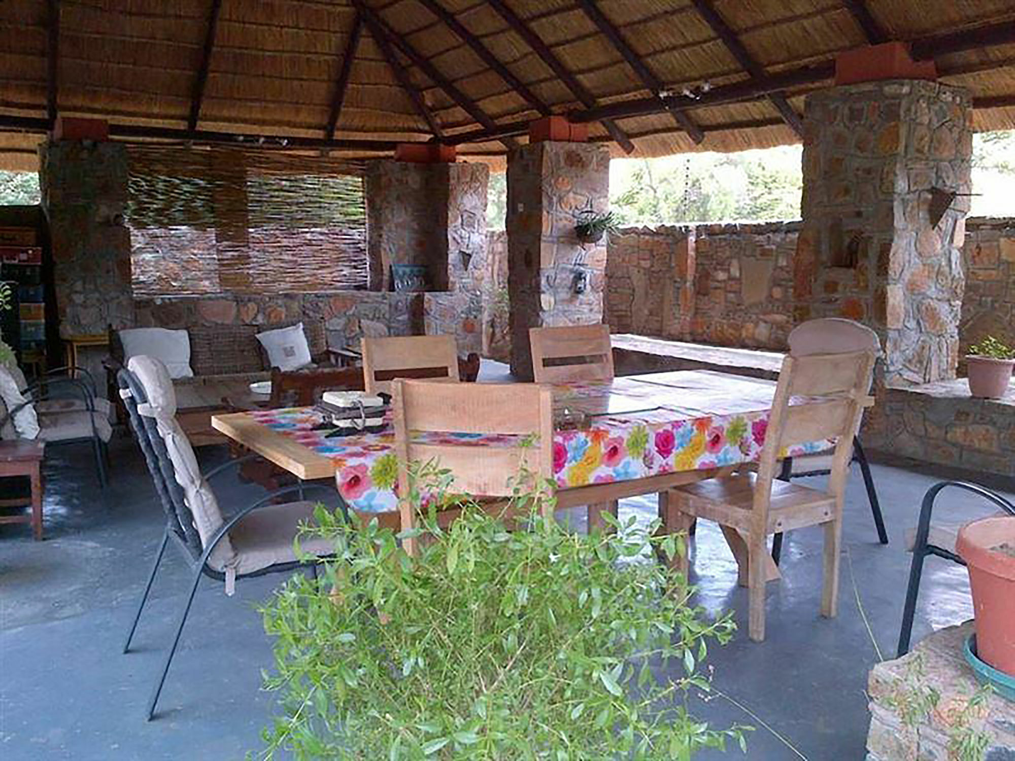 A New Earth Guest Lodge ฟรานซิสทาวน์ ภายนอก รูปภาพ